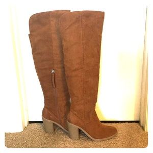 Knee high suede heeled boots